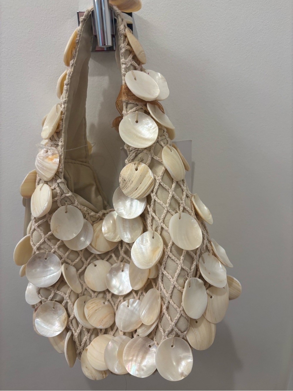 NWT Made in India Shell Disc Crochet Tote Bag in Cream